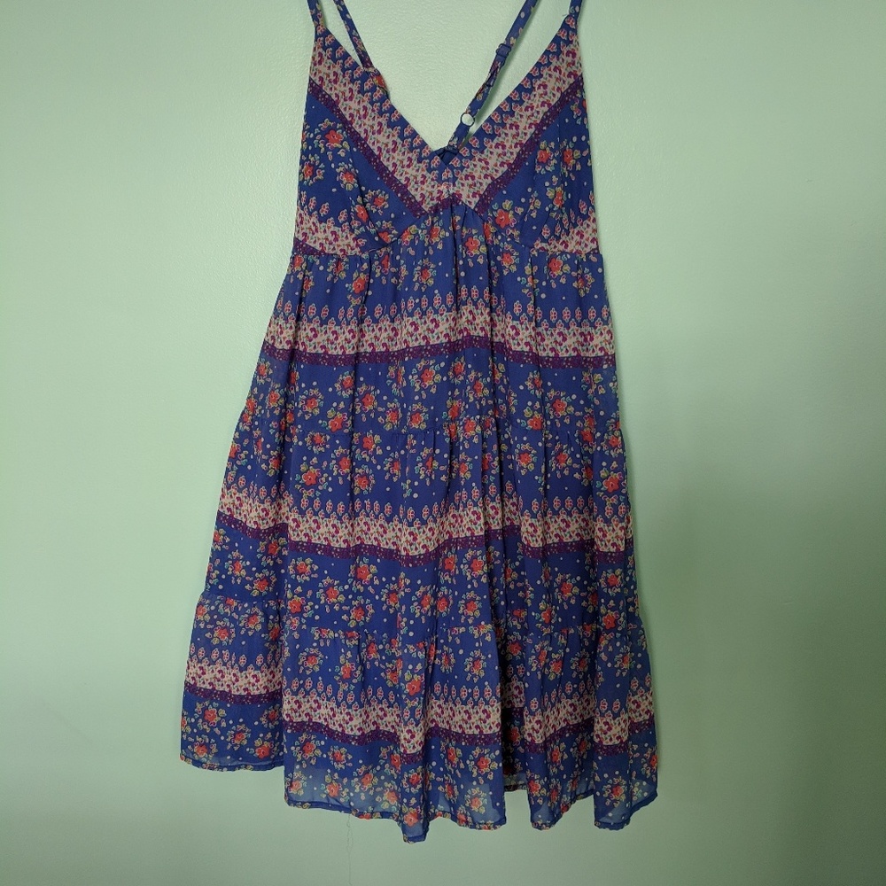 Dress - Picture 3 of 5